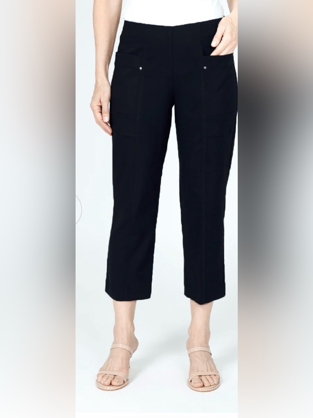 Elliott Lauren Black Cropped Pull-On Pants with Patch Pockets